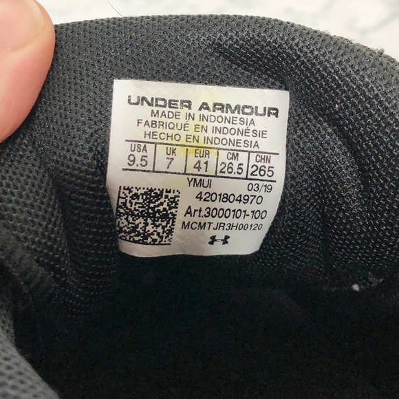 Under Armour black lightweight running shoes - Picture 7 of 7